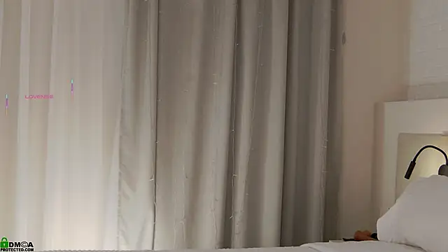 NikaDines online show from February 5, 2026, 2:07 am