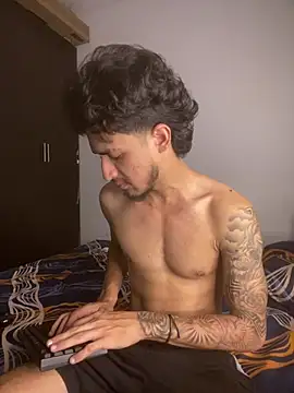 Snapshot of Zayn_kane chatting on July 25, 2026, 4:13 pm Zayn kane online show from July 25, 2026, 4:13 pm