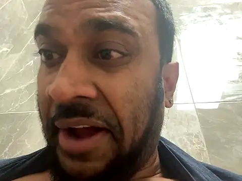 hami513 online show from November 19, 2025, 8:20 pm