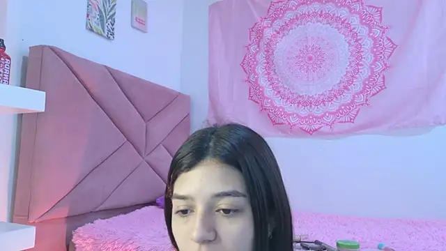 Snapshot of eva_sin18 chatting on July 18, 2026, 7:22 pm eva sin18 online show from July 18, 2026, 7:22 pm