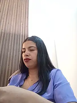Snapshot of Nathaly_12 chatting on July 22, 2026, 1:24 pm Nathaly 12 online show from July 22, 2026, 1:24 pm