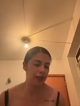 Snapshot of Nathaly_12 chatting on August 6, 2026, 12:27 am Nathaly 12 online show from August 6, 2026, 12:27 am