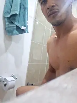 piterr hot online show from March 9, 2025, 1:37 pm