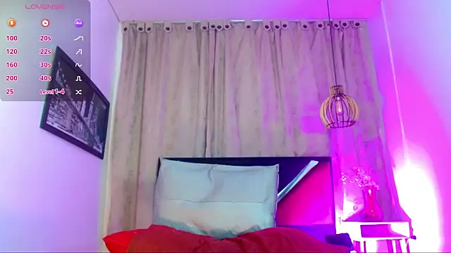 Snapshot of alexsandra_kiss chatting on June 3, 2026, 11:55 am alexsandra kiss online show from June 3, 2026, 11:55 am