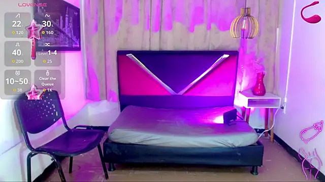 Snapshot of alexsandra_kiss chatting on June 2, 2026, 11:32 am alexsandra kiss online show from June 2, 2026, 11:32 am