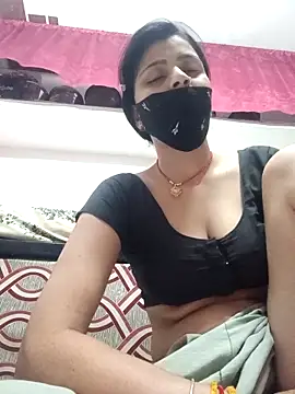 Snapshot of Daya_Chheda chatting on April 7, 2026, 12:01 am Daya Chheda online show from April 7, 2026, 12:01 am