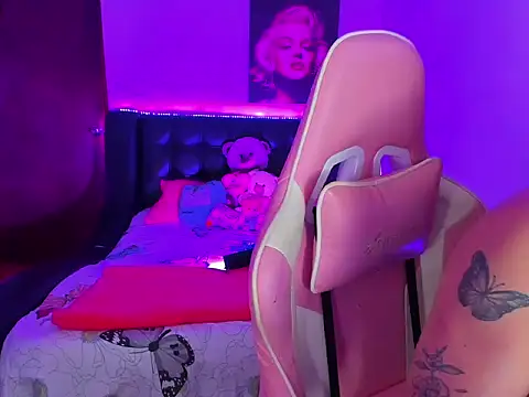 Aleja monnroe online show from January 17, 2026, 8:56 pm