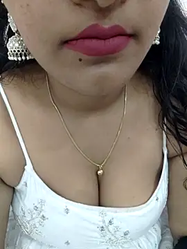 Snapshot of priya_00143 chatting on November 25, 2025, 4:02 am priya 00143 online show from November 25, 2025, 4:02 am