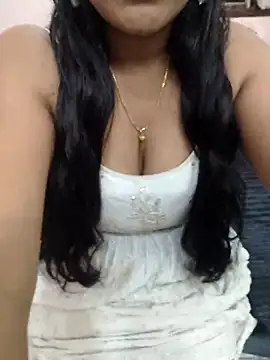 Snapshot of priya_00143 chatting on July 29, 2026, 5:01 pm priya 00143 online show from July 29, 2026, 5:01 pm
