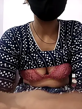 seexypatola online show from October 1, 2025, 11:30 pm