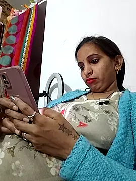 Hotty-Nidhi online show from February 9, 2026, 3:32 pm