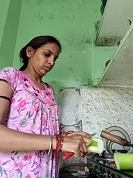 Hotty-Nidhi online show from February 26, 2026, 4:45 am