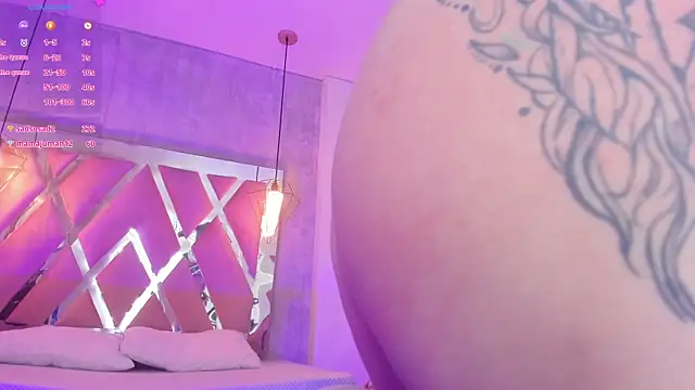 Snapshot of adara_evanss chatting on November 2, 2025, 8:47 pm adara evanss online show from November 2, 2025, 8:47 pm