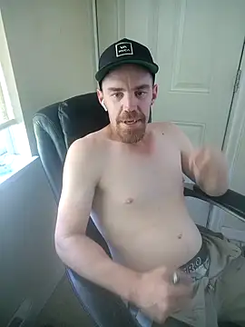 Slim Whitey online show from September 19, 2025, 10:47 pm