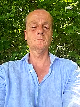 namorreyeb1 online show from June 18, 2026, 12:32 pm