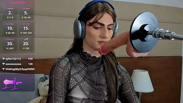 Snapshot of shantall_skinny chatting on November 9, 2025, 3:43 am shantall skinny online show from November 9, 2025, 3:43 am