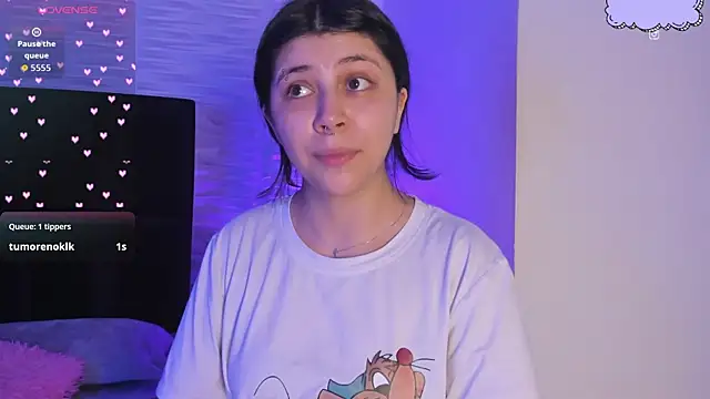 Snapshot of Melody_Black_ chatting on December 2, 2025, 7:59 pm Melody Black online show from December 2, 2025, 7:59 pm