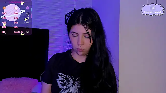 Snapshot of Melody_Black_ chatting on November 20, 2025, 8:31 pm Melody Black online show from November 20, 2025, 8:31 pm