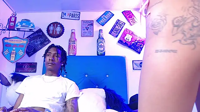 lili roussi online show from October 25, 2025, 12:21 am