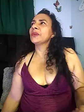AlexaNovoa  online show from April 23, 2026, 1:23 am