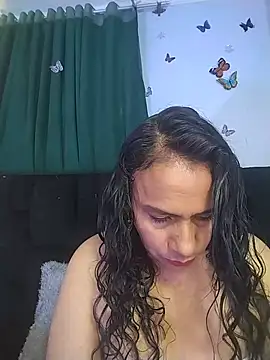Snapshot of AlexaNovoa_ chatting on July 5, 2026, 1:54 am AlexaNovoa online show from July 5, 2026, 1:54 am