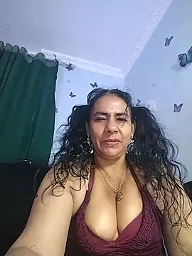 Snapshot of AlexaNovoa_ chatting on July 15, 2026, 2:40 am AlexaNovoa online show from July 15, 2026, 2:40 am