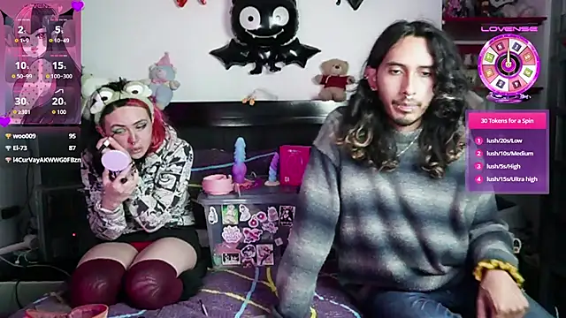 Snapshot of Devil_And_Princess chatting on February 16, 2026, 2:32 am Devil And Princess online show from February 16, 2026, 2:32 am