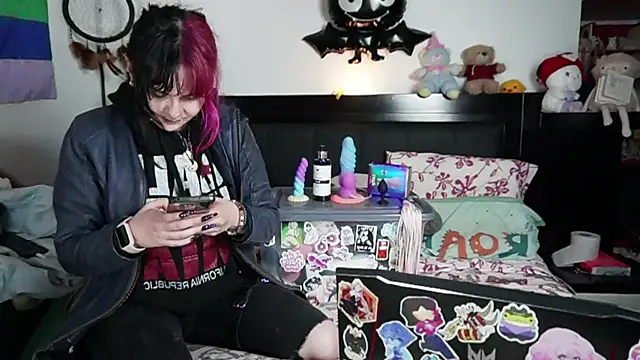 Devil And Princess online show from February 3, 2026, 1:27 am