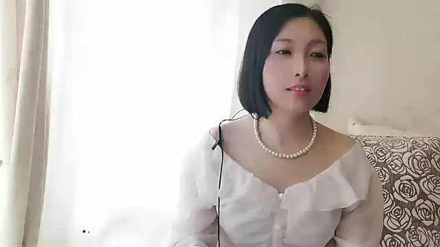 Rachel-6600 online show from November 16, 2025, 3:33 am