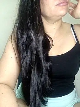 Snapshot of megan_milf79 chatting on July 31, 2026, 1:32 pm megan milf79 online show from July 31, 2026, 1:32 pm