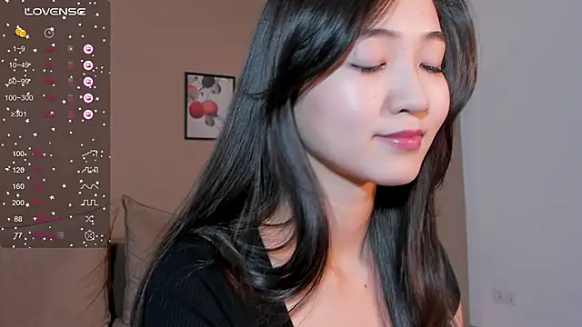 Snapshot of SeulBi chatting on October 16, 2025, 9:17 am SeulBi online show from October 16, 2025, 9:17 am