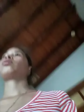 Snapshot of Sexi_girl29 chatting on November 12, 2025, 12:31 pm Sexi girl29 online show from November 12, 2025, 12:31 pm