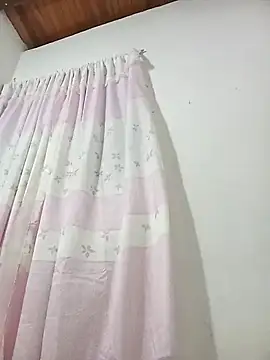 Snapshot of Sexi_girl29 chatting on November 8, 2025, 9:57 am Sexi girl29 online show from November 8, 2025, 9:57 am