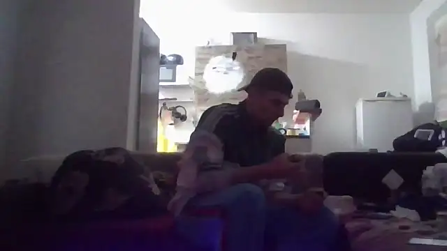 ThePython666 online show from November 9, 2025, 3:49 pm