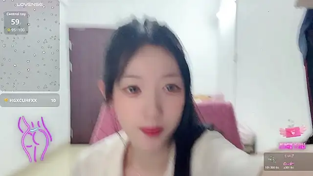 Snapshot of umi-dd chatting on April 18, 2026, 1:24 pm umi-dd online show from April 18, 2026, 1:24 pm