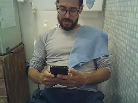 pdasgyn online show from January 13, 2026, 6:34 pm