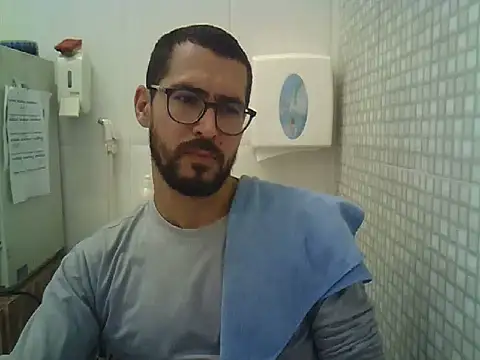 pdasgyn online show from October 7, 2025, 12:50 pm