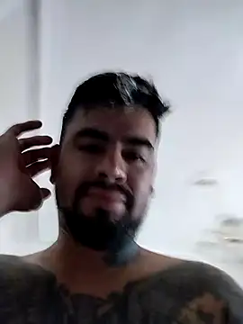 crazyweelove online show from March 18, 2025, 10:28 am