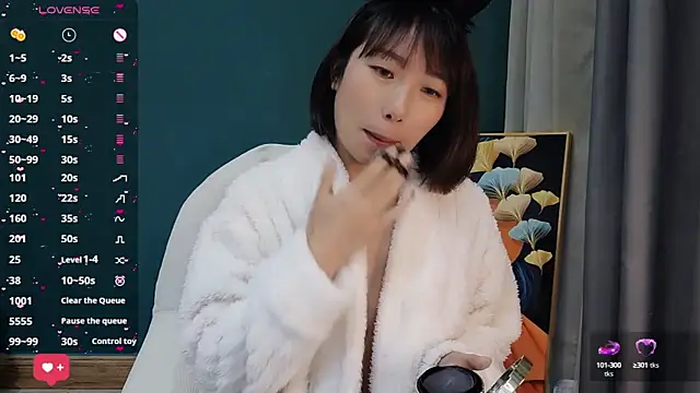 lovely-ann online show from March 14, 2025, 6:32 am