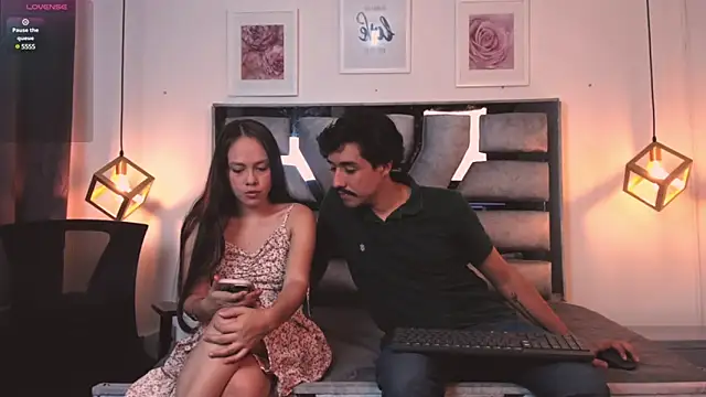 Snapshot of valery_and_Dani_ chatting on March 19, 2025, 7:49 pm valery and Dani online show from March 19, 2025, 7:49 pm