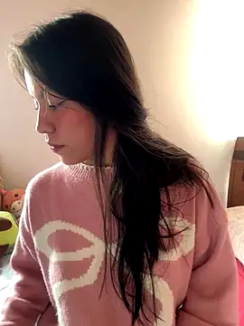 -Selene- online show from November 4, 2025, 8:34 pm