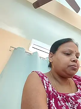 Arohi35 online show from May 5, 2026, 2:03 am