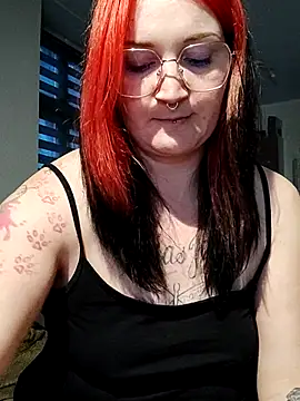 TiffiChantiT2 online show from January 14, 2026, 7:12 am