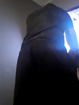 Nick-Ox online show from October 9, 2025, 6:52 pm