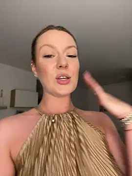 AnnastasiaMills online show from May 6, 2026, 7:18 pm