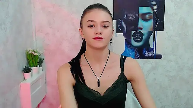 LanaTey online show from November 14, 2025, 2:54 pm