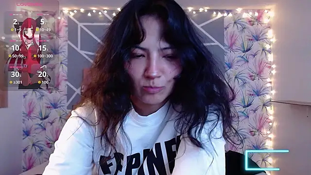 Snapshot of Asaray_T chatting on November 11, 2025, 1:39 pm Asaray T online show from November 11, 2025, 1:39 pm