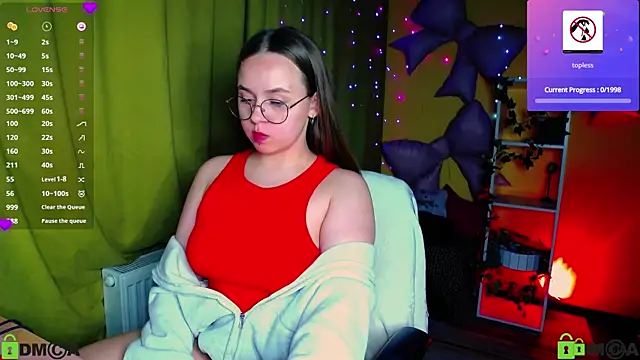 Lilysweet13 online show from April 25, 2026, 9:56 pm