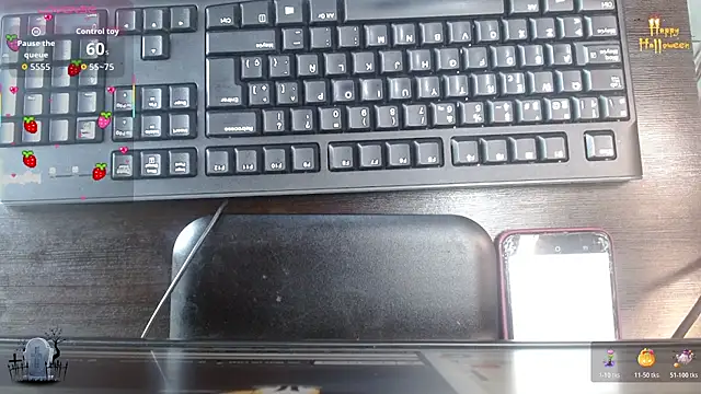 Snapshot of mia_velvet1 chatting on November 3, 2025, 12:31 pm mia velvet1 online show from November 3, 2025, 12:31 pm