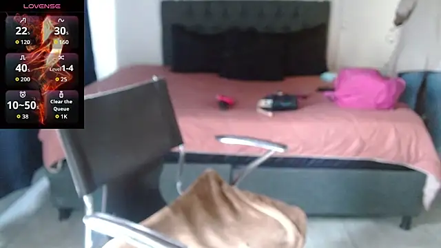 Snapshot of mia_velvet1 chatting on October 22, 2025, 3:11 pm mia velvet1 online show from October 22, 2025, 3:11 pm